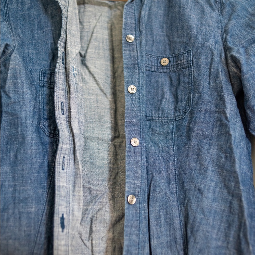 LOFT chambray button down - Picture 2 of 3